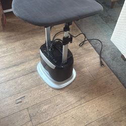 Clothes Steamer