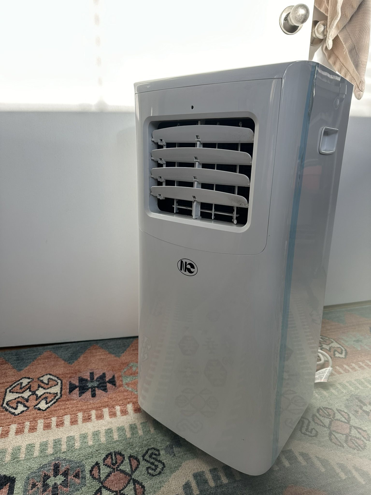 Portable AC Unit – 8000 BTU – Great Condition!