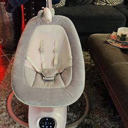 MomCozy Cocosway 3D motion electric Swing!