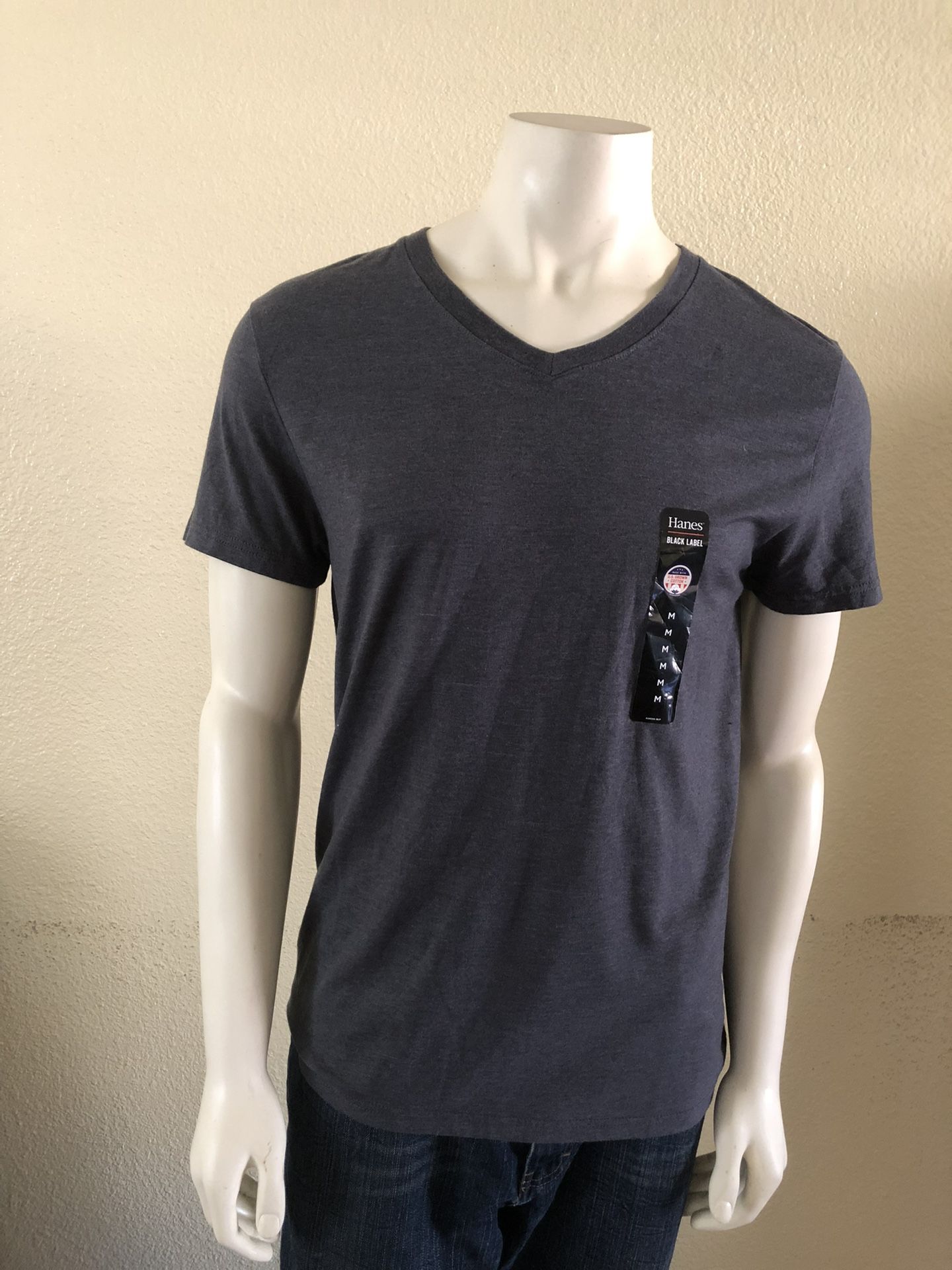 Hanes Men's Short Sleeve V-Neck  Black Label T-shirt Size M