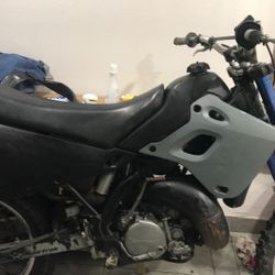 Kawasaki 250 Dirt Bike