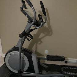 Brand New Nordictrack Commercial 14.9 Elliptical 