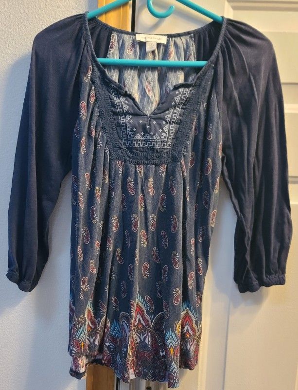 Vintage America navy blue paisley print 3/4 sleeve tunic blouse.  Women's Small