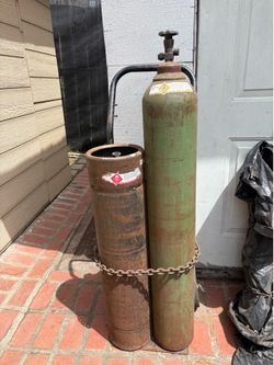 Welding tanks