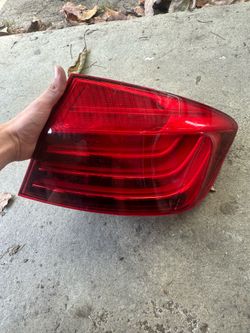 F10 right tail light