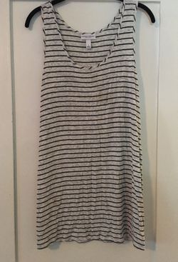 Maternity top size Large