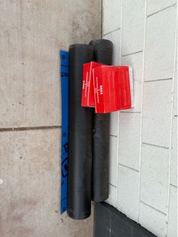 Synthetic roll roofing