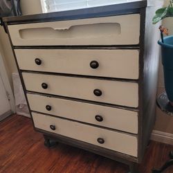  Dresser - Antique 