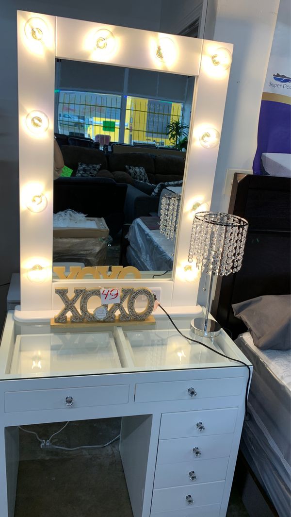 Makeup Vanity for Sale in Houston, TX OfferUp