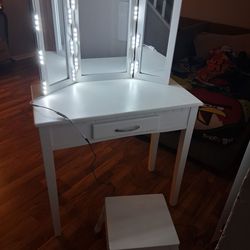 Vanity Mirror