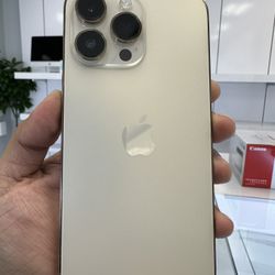 iPhone 14 Pro Max 256GB Unlocked (Financing Available)