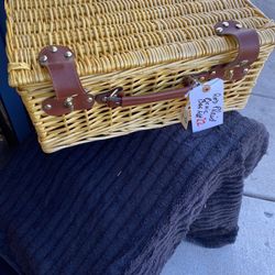 Picnic Basket   (Red Plaid )  Must