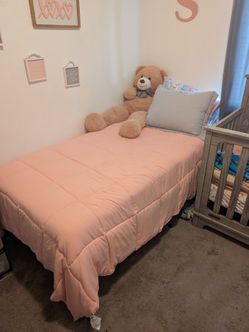 Twin mattress with bed frame