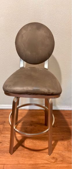 Swirling counter high bar chair metal