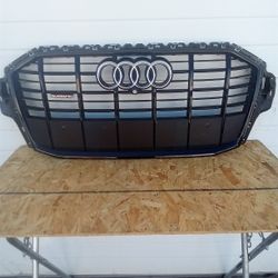 2020-2022 Audi Q7 Grille 