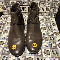 Leather Ankle Boots-Taupe-Woman’s Size 6.5