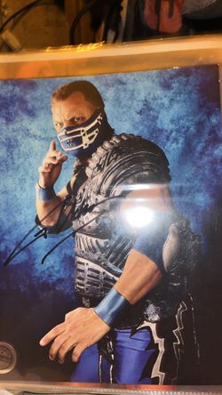 WWE WCW GLACIER SIGNED PHOTO