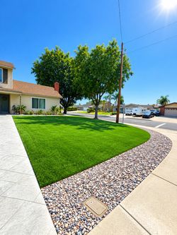 Artificial green turf