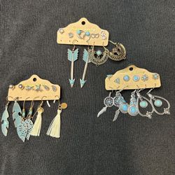 Women’s Jewelry 