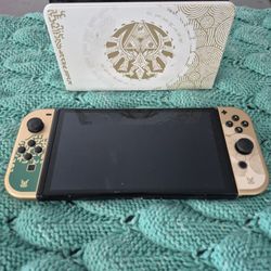 Limited Edition ZELDA Nintendo Switch