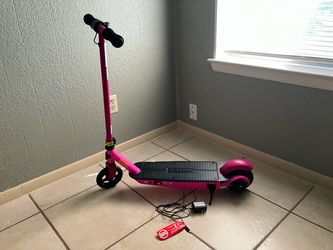 Razor E90 Electric Scooter