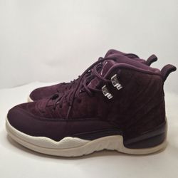 Air Jordan 12 Retro “Bordeaux” Size 8.5
