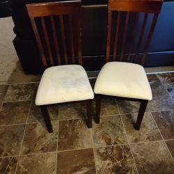 Set Of Chairs 