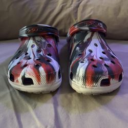 Crocs Unisex Adult Marbled Tye Dye Clog Mule Black/Red/White Size 11