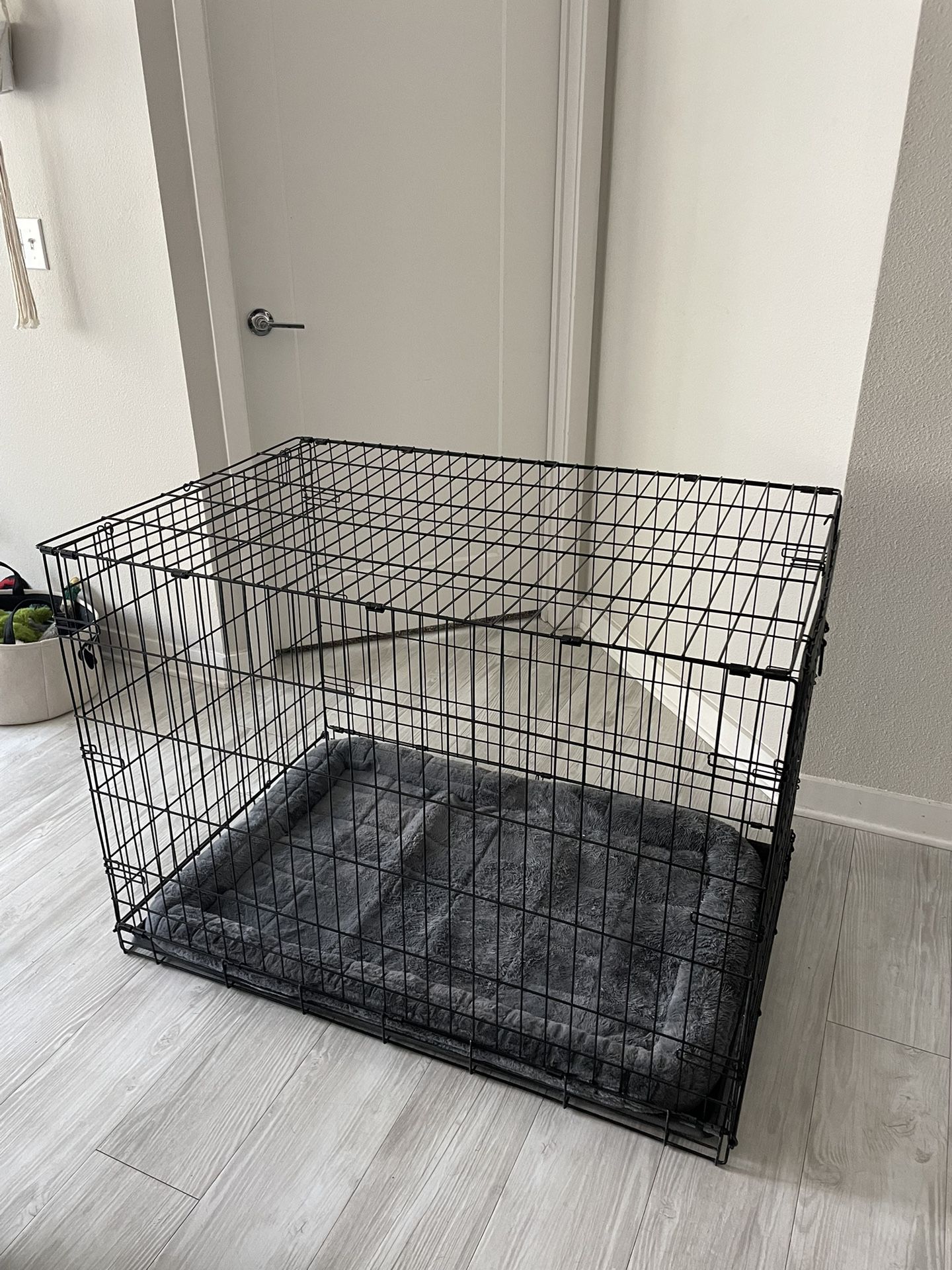 Brand New XL/L Dog Crate With Bed For Sale