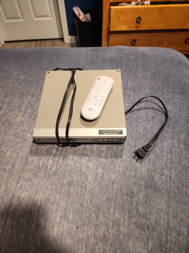 Magnavox DVD player + Remote
