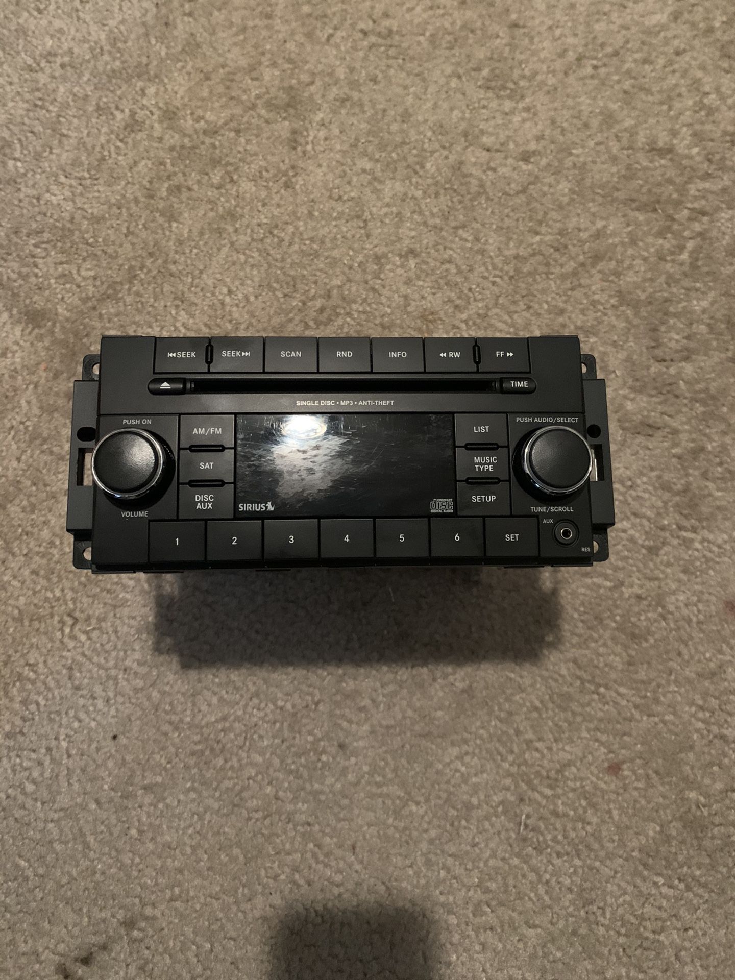 2011-2013 Jeep Wrangler radio