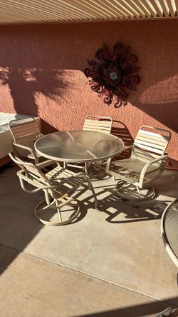 Vintage 1992 (5) Piece TROPITONE Patio Table Set