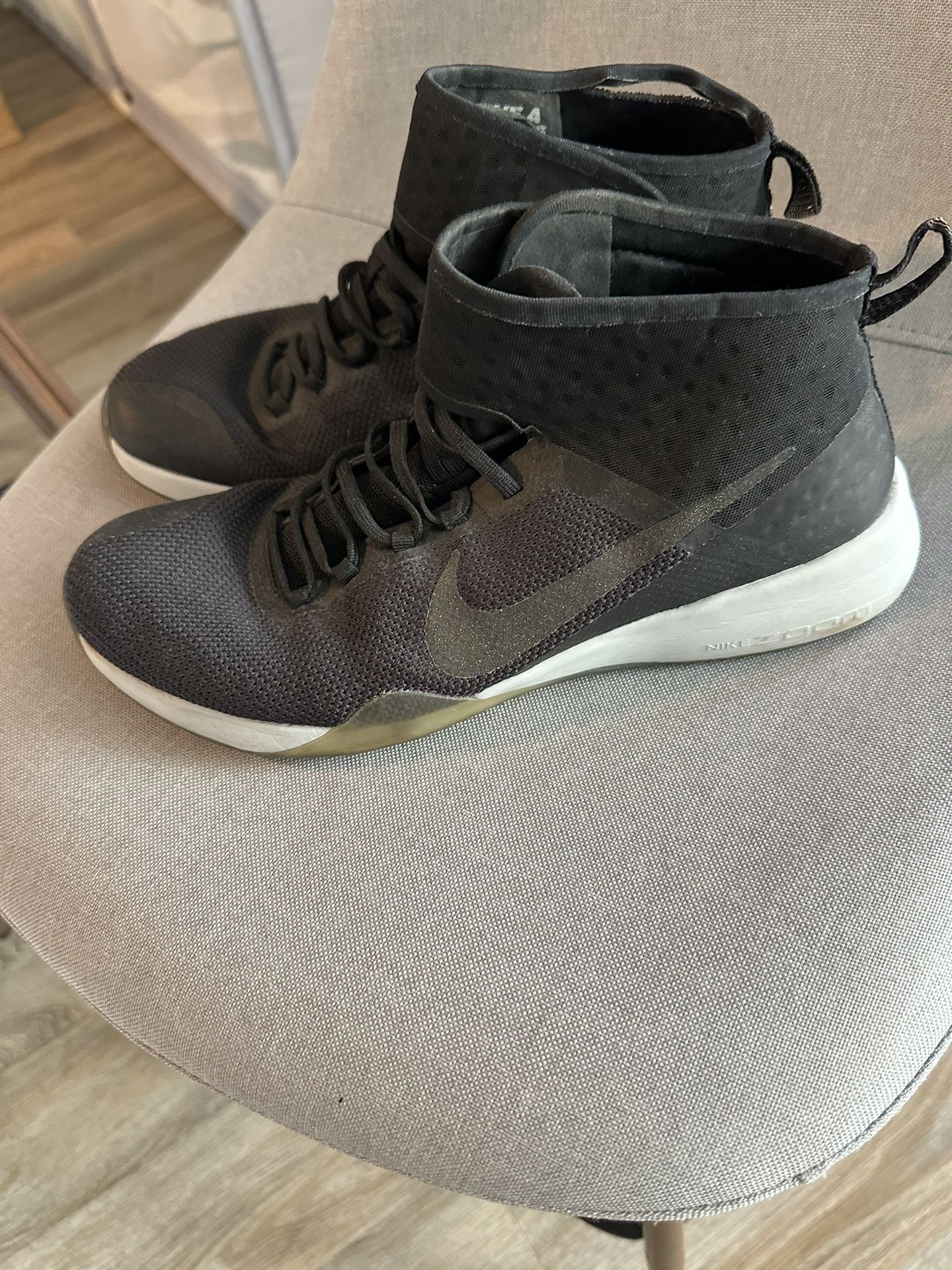 Zoom training Shoes