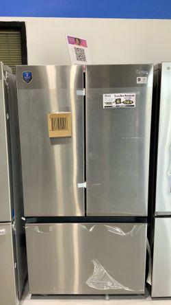 MIDEA 27 cu.ft. Counter Depth French Door Refrigerator $750