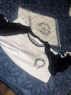 Chrome hearts suéter,Size small fits lil bit bigger
