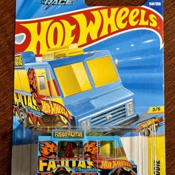 Hot Wheels Quick Bite Fast Foodie Diecast New on Card