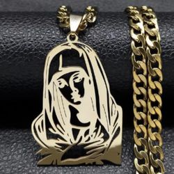 N221-  Crown Of Thorns Virgin Mary Necklace  For Men! 