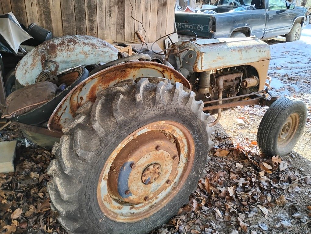 1939 Ford 9N Tractor 