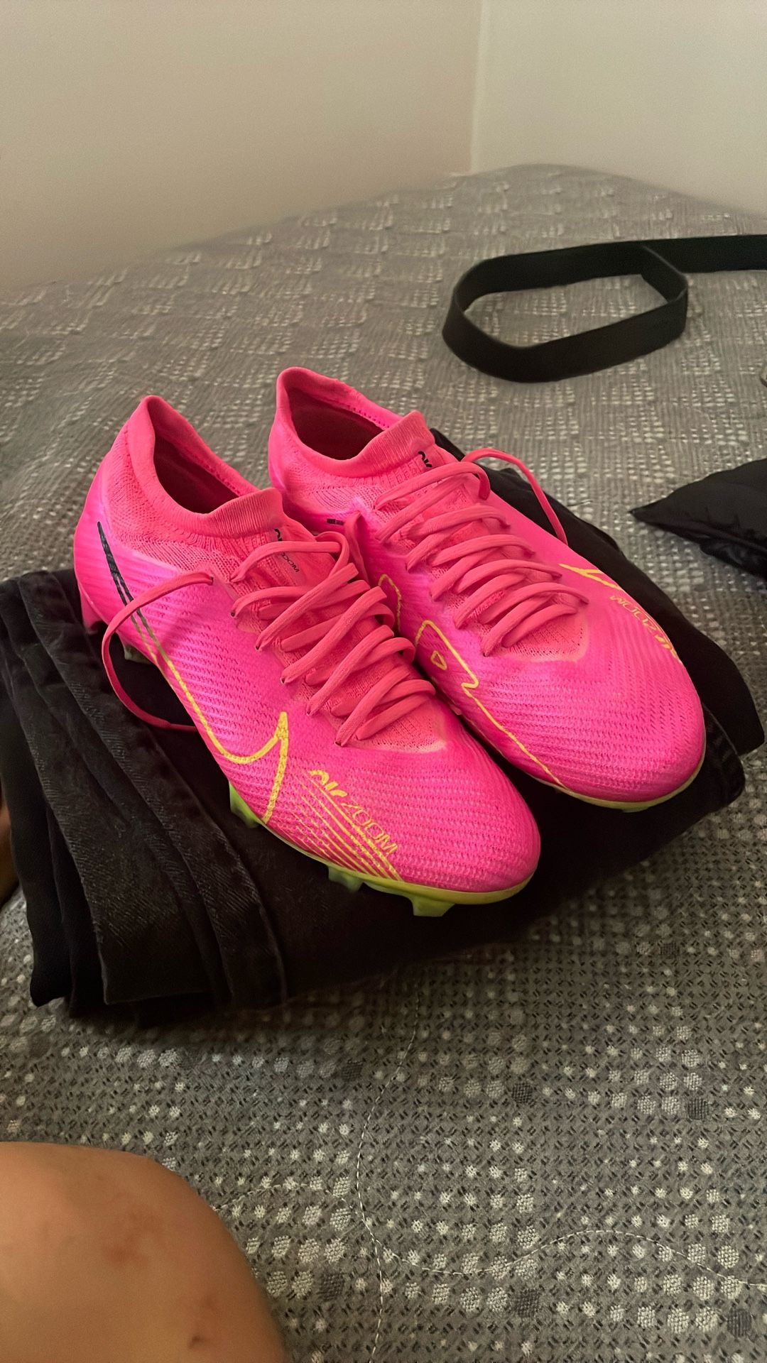 Nike Mercurial Vapor Pro Fg.   Size 9.5.  