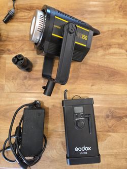 Godox VLC150  / Litemons LA150BI