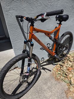 Santa Cruz Blur LT