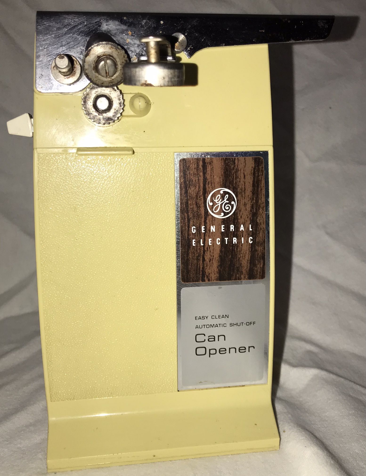 Vintage GE Can Opener 