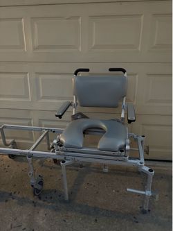 Shower commode toilet chair bariatric