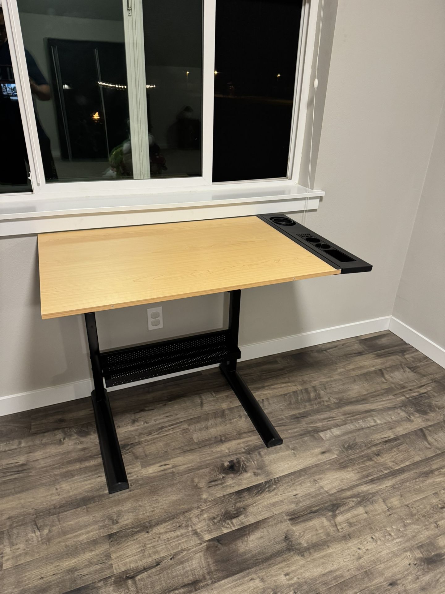 Art And Craft Table