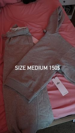 alo yoga two piece