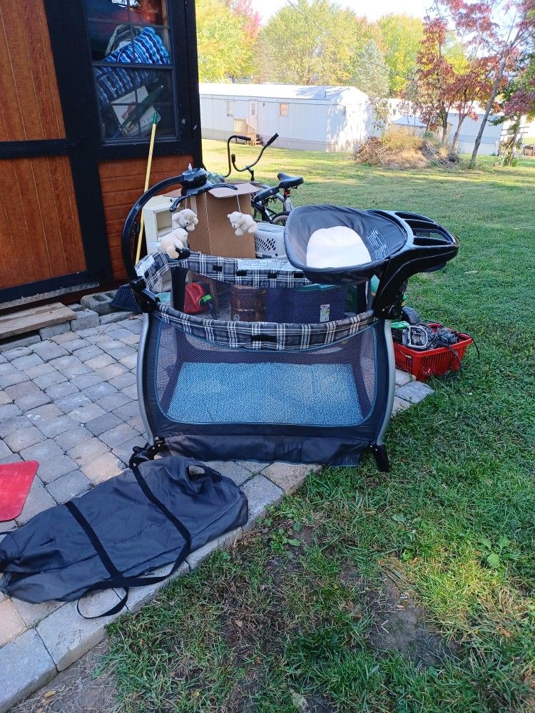Eddie Bower Play Yard With Changing Table And Mobile