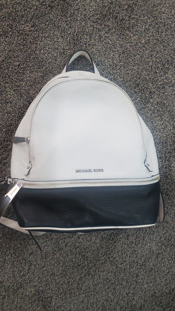 Genuine Micheal Kors Purse/backpack 