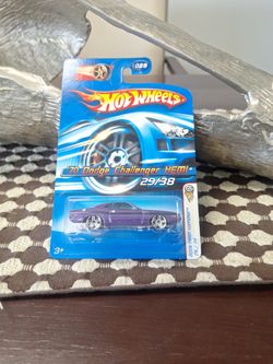 Hot Wheel 70 Dodge Challenger Hemi