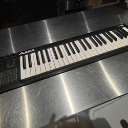 Alesis Midi Keyboard 