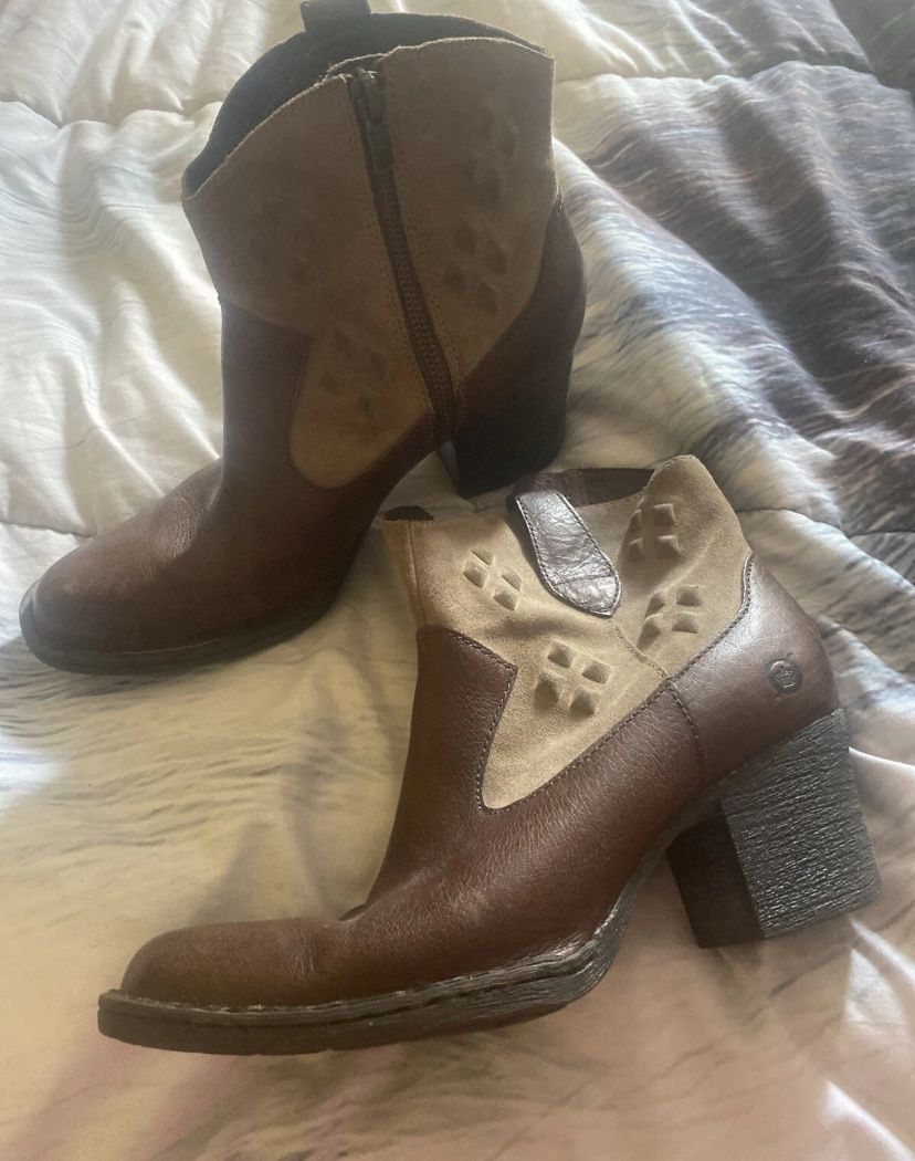 BORN Capri Sz 7.5 Brown Western Combo Suede Leather Side Zip Ankle Boots